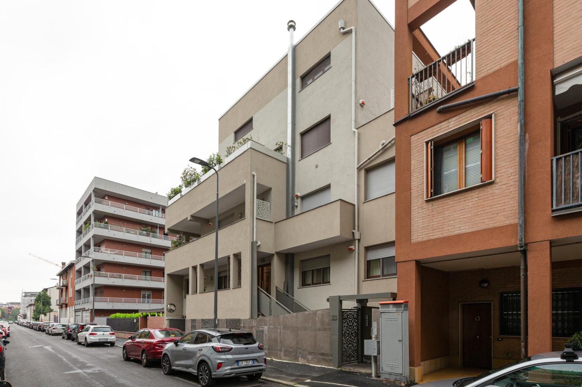 Con Terrazzo Milano-martesana! Gorla M1 * Milan